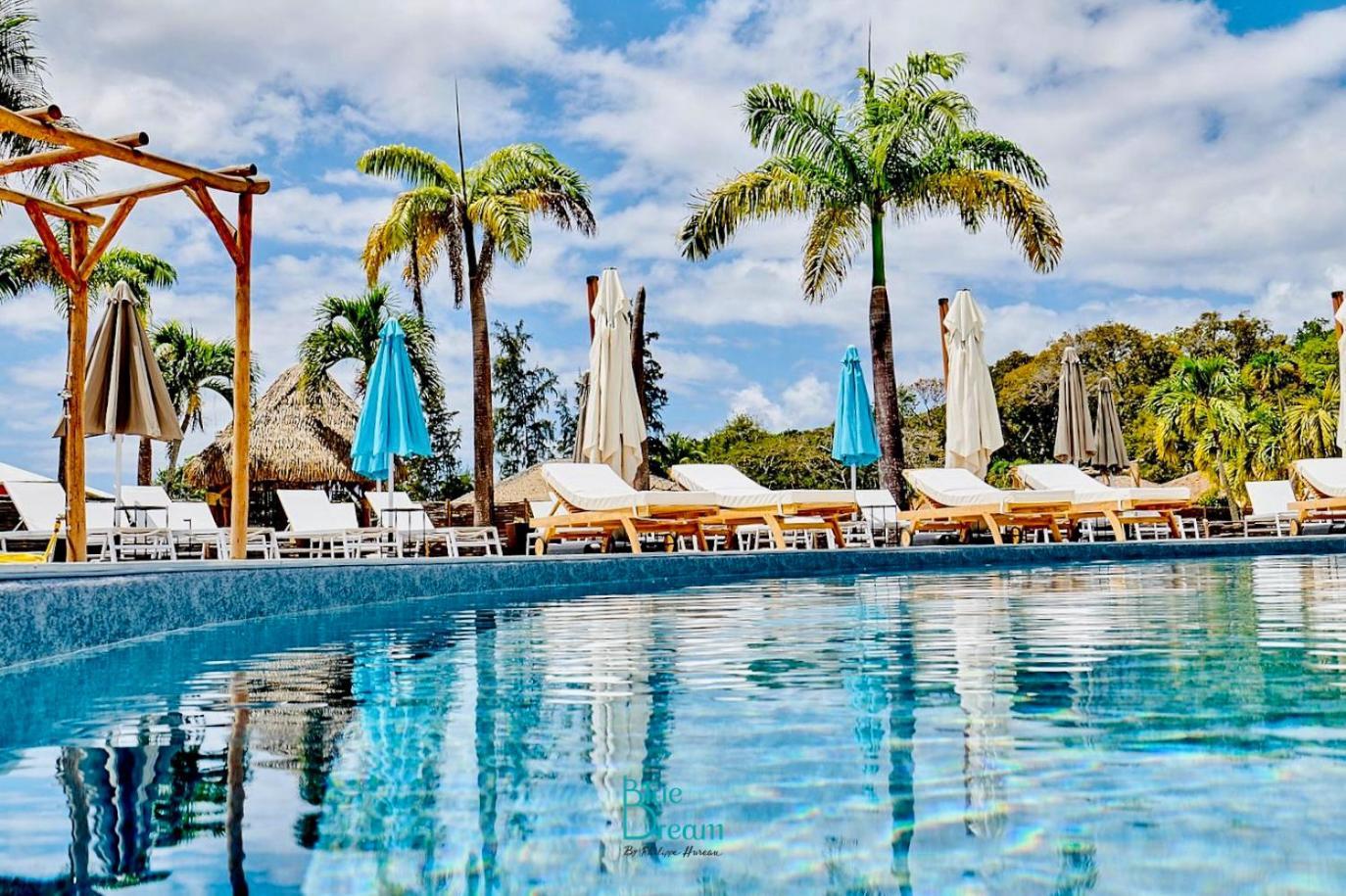 Kawan Nid - Tout Confort, Plage A 2 Min A Pied, Piscine, Wifi, Climatisation Grand-Bourg  Luaran gambar